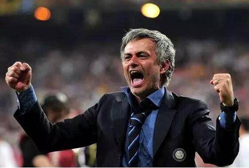 足球女孩,男孩女孩看足球