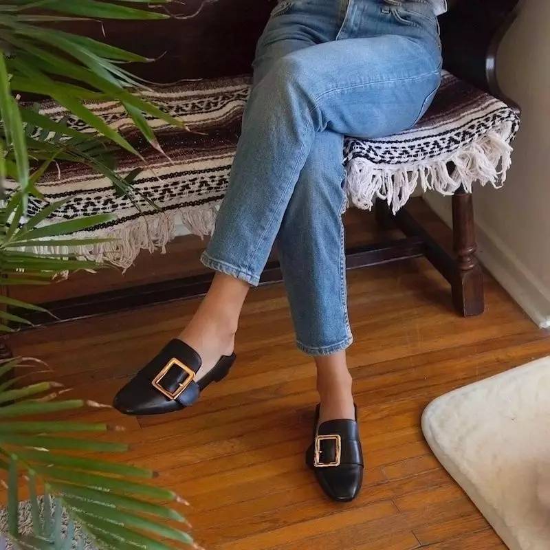 2020春季,不妨来一双“巴布什鞋”拖鞋,舒适又好看