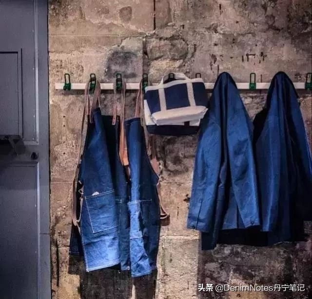 牛仔裤褪色了可以重新染色吗,牛仔裤褪色一般是什么颜色