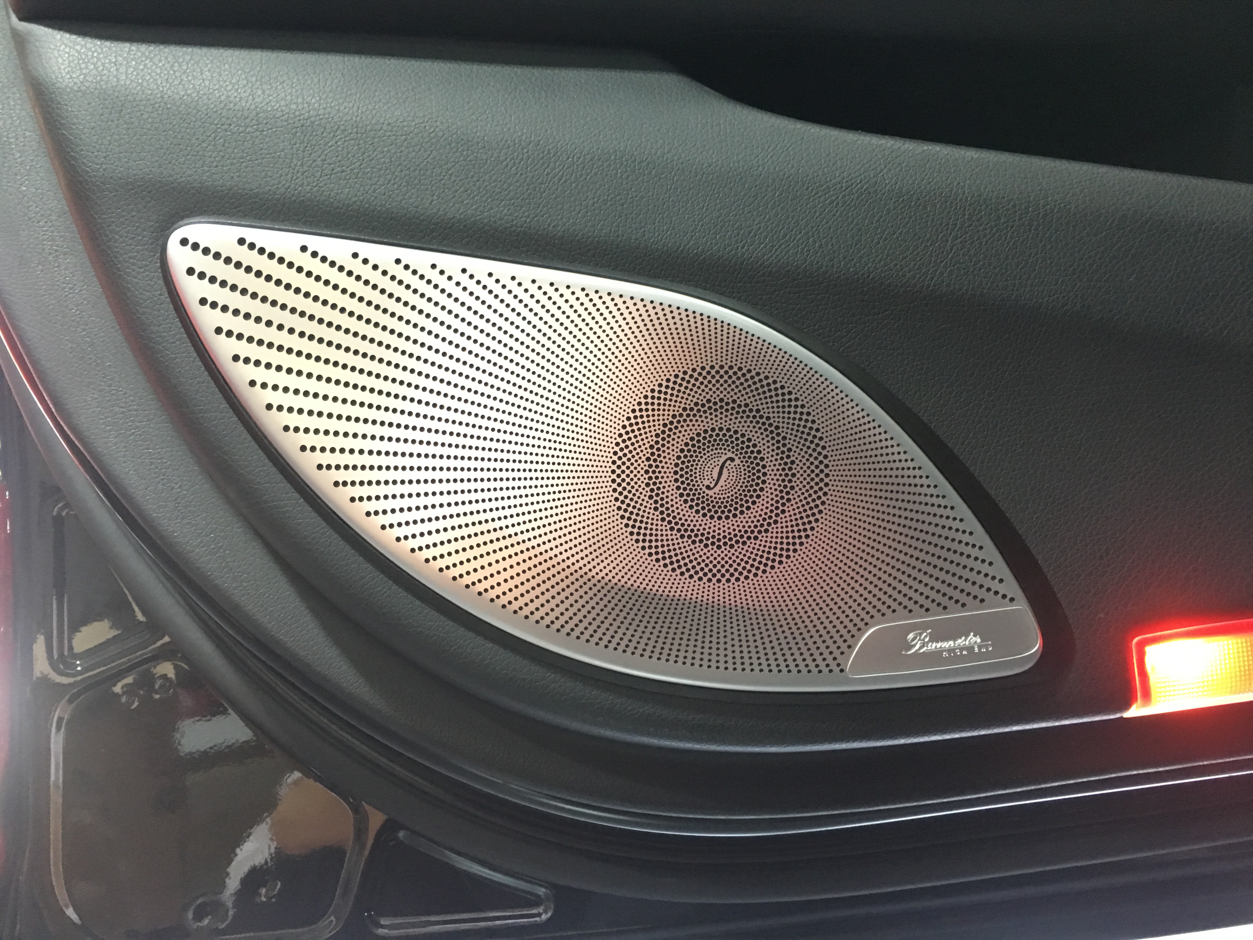 奔驰e改柏林之声音响要多少钱,怎么区分奔驰的柏林之声