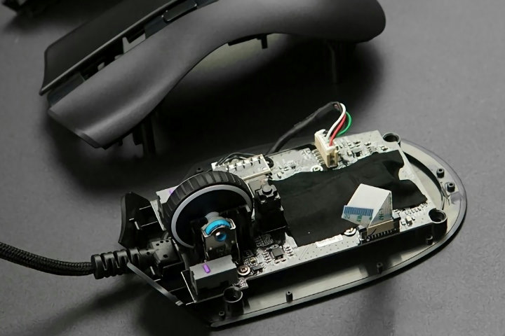 雷蛇鼠标那伽梵蛇重量多少,雷蛇那伽梵蛇进化版更换鼠标微动