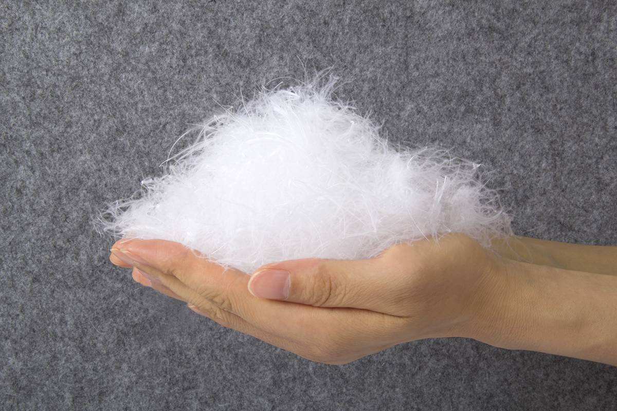 男士羽绒马甲是鹅绒好还是鸭绒好,鸭绒和鹅绒哪个羽绒服更好