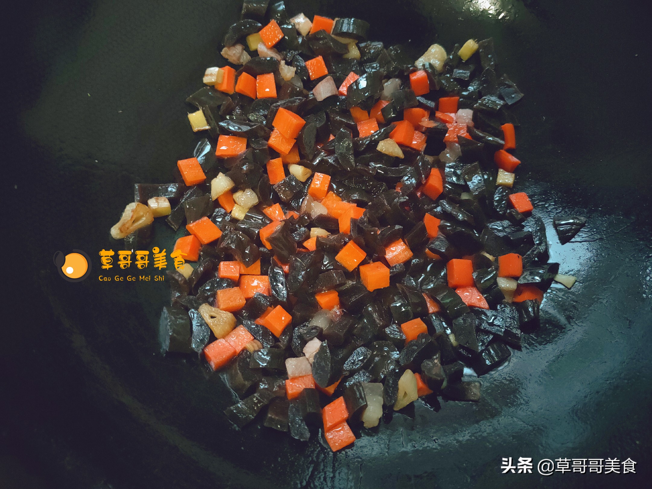 凉拌黄瓜毛豆怎么做,毛豆黄瓜胡萝卜香干下饭菜