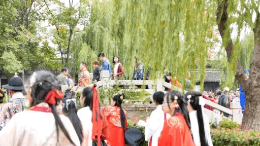 原来穿汉服也那么好看,穿汉服更美