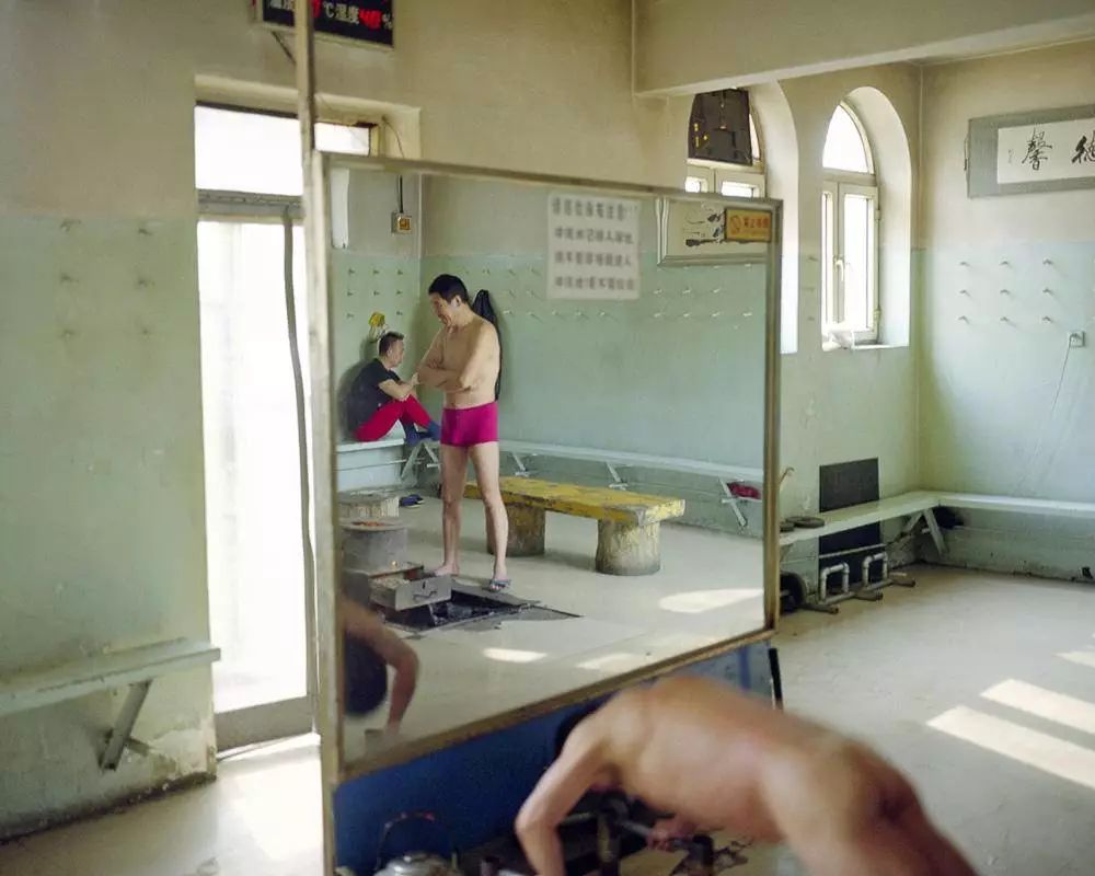 呼和浩特冬泳会冻坏吗,呼和浩特蒙哥冬泳视频