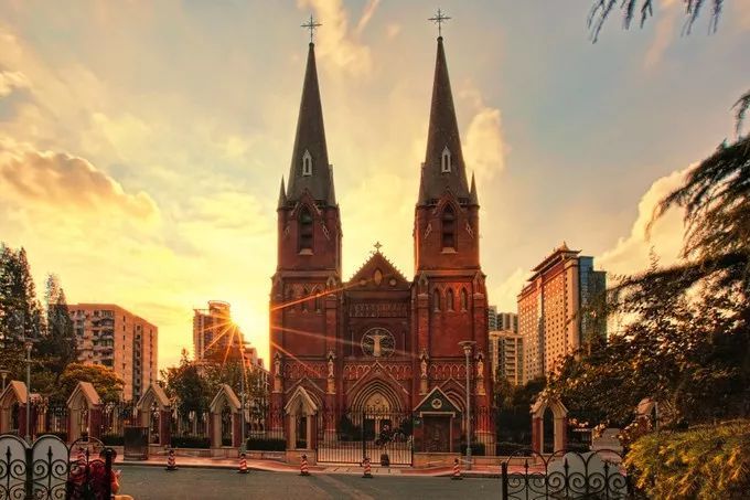 在上海适合周末放松休闲的好去处,推荐几个上海休闲好去处吧