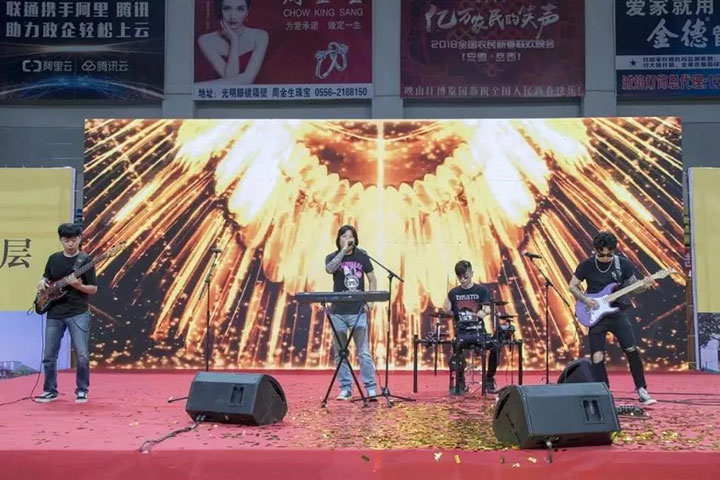 天悦营销中心,岳西天悦云水街