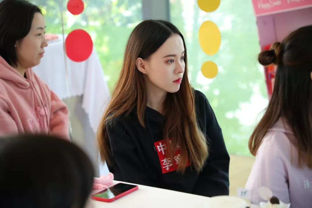 杨幂款袜子,杨幂袜子穿搭