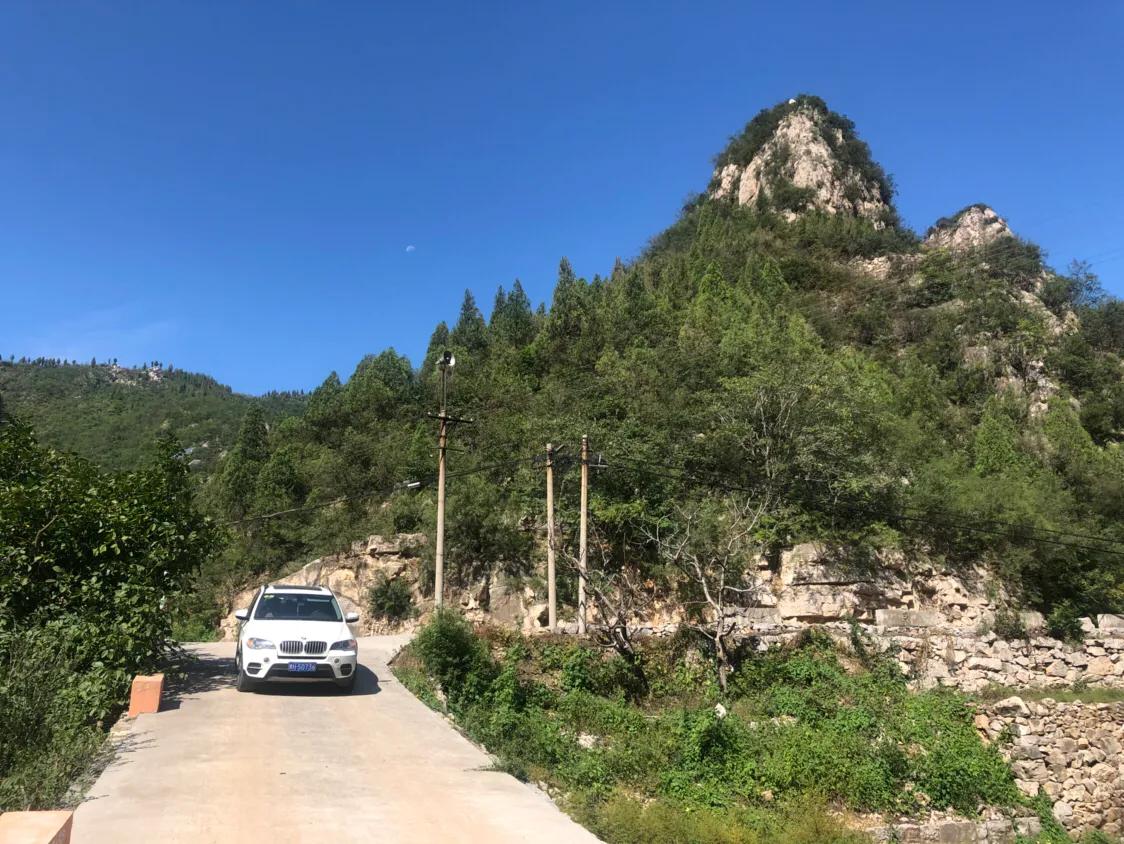 走进太行山深处山村,走进古老的石头村