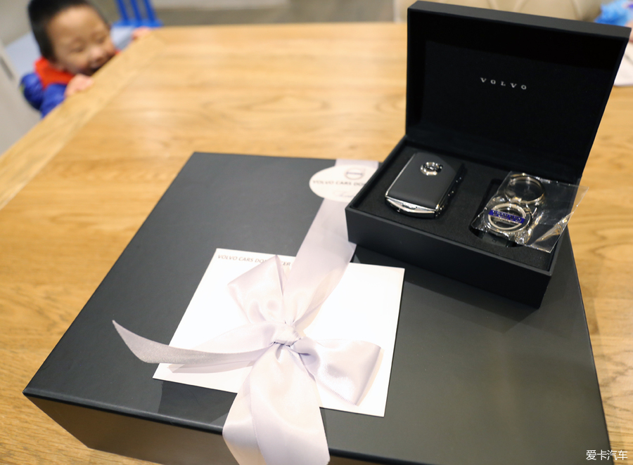 沃尔沃生日礼物,生日礼物沃尔沃xc60