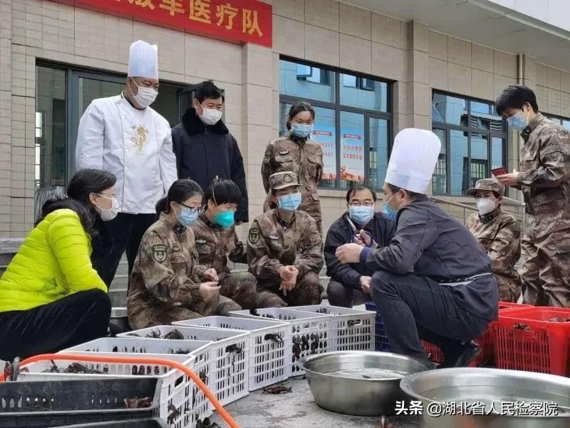 战疫日记爱与温暖伴我们同行,战疫日记我们的生活必将充满阳光