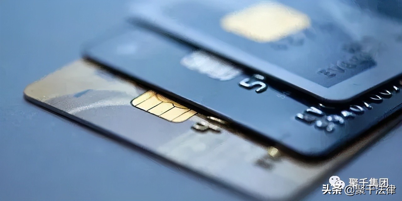 信用卡利滚利年利率是多少,信用卡逾期利滚利非常高怎么解决