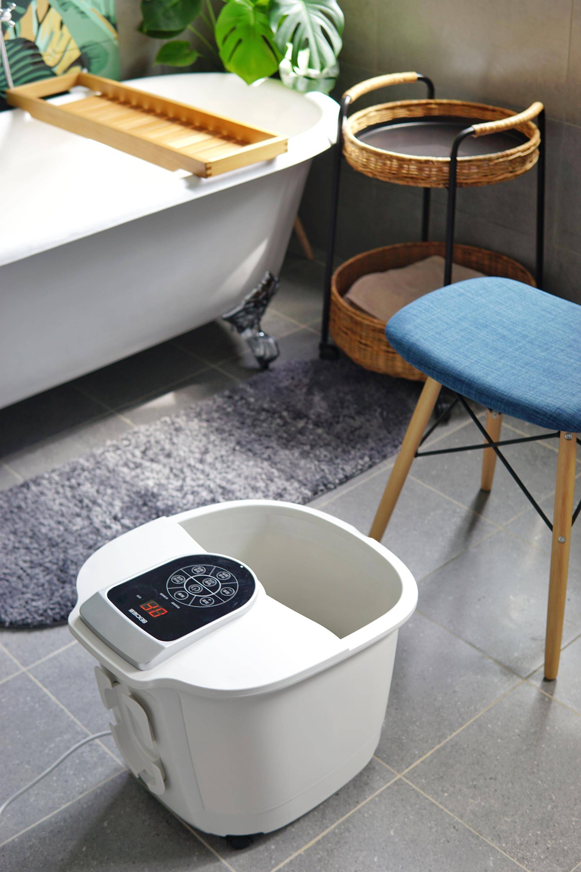 泡脚桶如何选择不鸡肋,泡脚桶真的有用吗