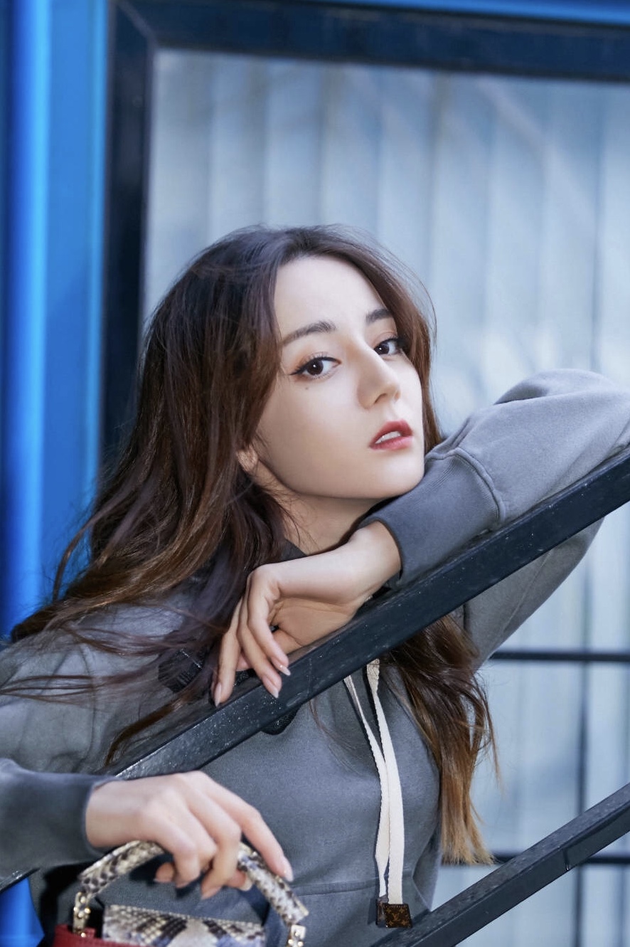 自测浓妆还是淡妆,浓妆和淡妆的自测