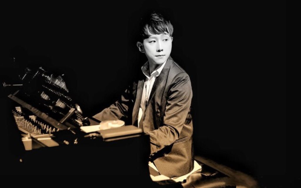 追女生女生主动要礼物,喜欢你的女人不会主动问你要礼物