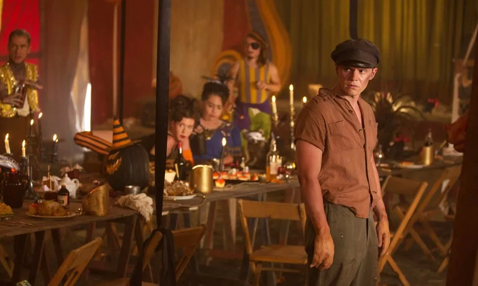 家暴谋杀却逍遥法外，先天畸形反而助长“龙虾男孩”的邪恶