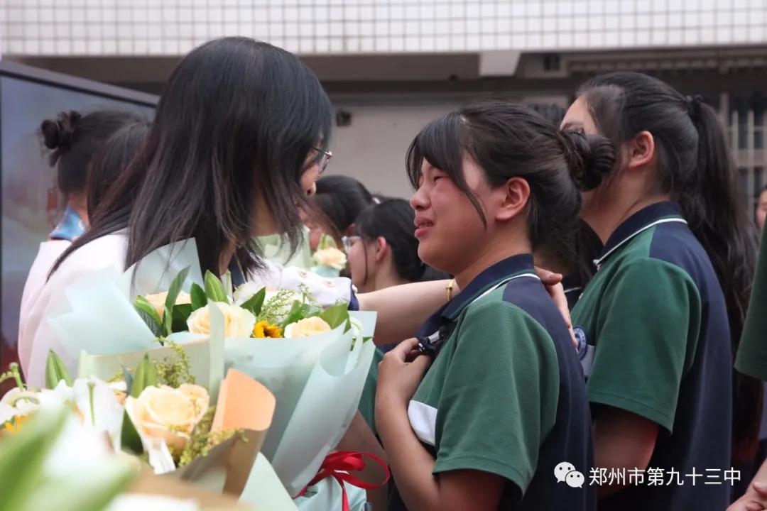 感恩母校毕业典礼图片,感恩母校毕业典礼视频