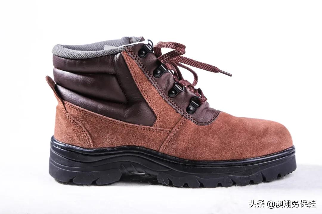 劳保鞋挤脚趾头怎么办,穿劳保鞋脚捂得发白怎么办