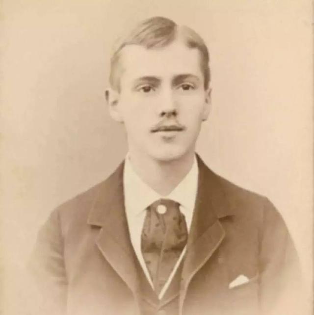 爱马仕的kelly包和birkin包的区别,爱马仕经典的birkin包