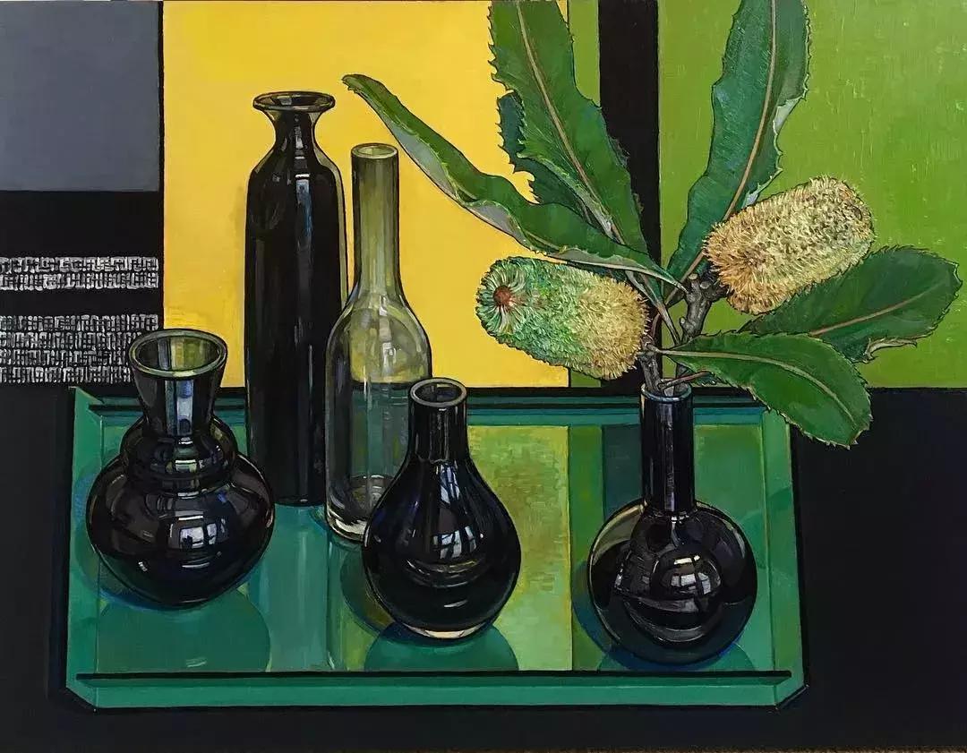 她72岁，画了50多年的画，花儿在她笔下都有了个性