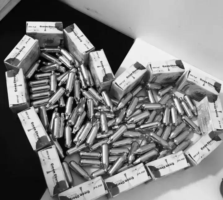 新毒品伪装成奶茶真实案例,警惕伪装成食品的新型毒品