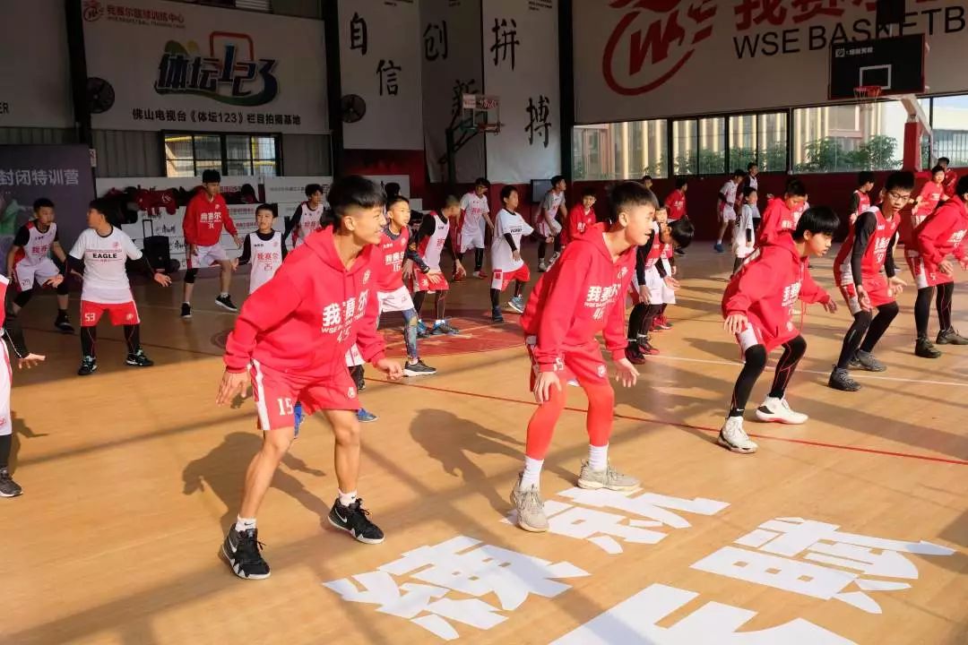 在球场上，无畏严寒|2020年我赛尔冬季封闭特训营招生启动