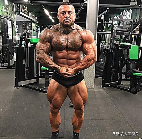 胸肌中缝怎么练,胸肌中缝怎么练无器械