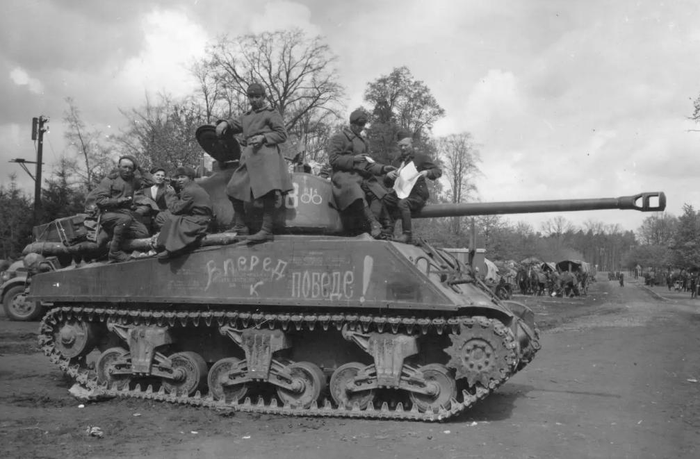 谢尔曼坦克的诟病,谢尔曼轻型坦克