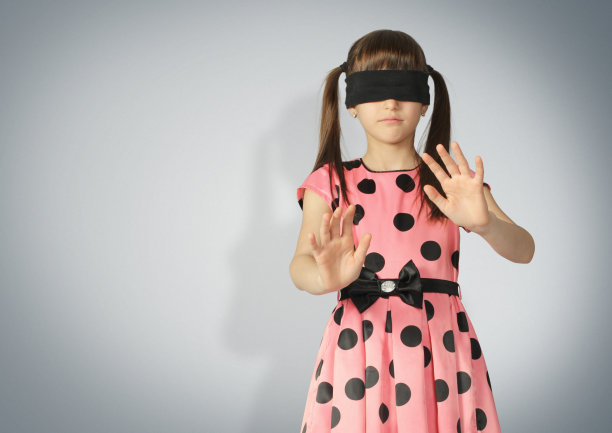 网恋2年奔现成功视频,网恋奔现发现对方很丑怎么办