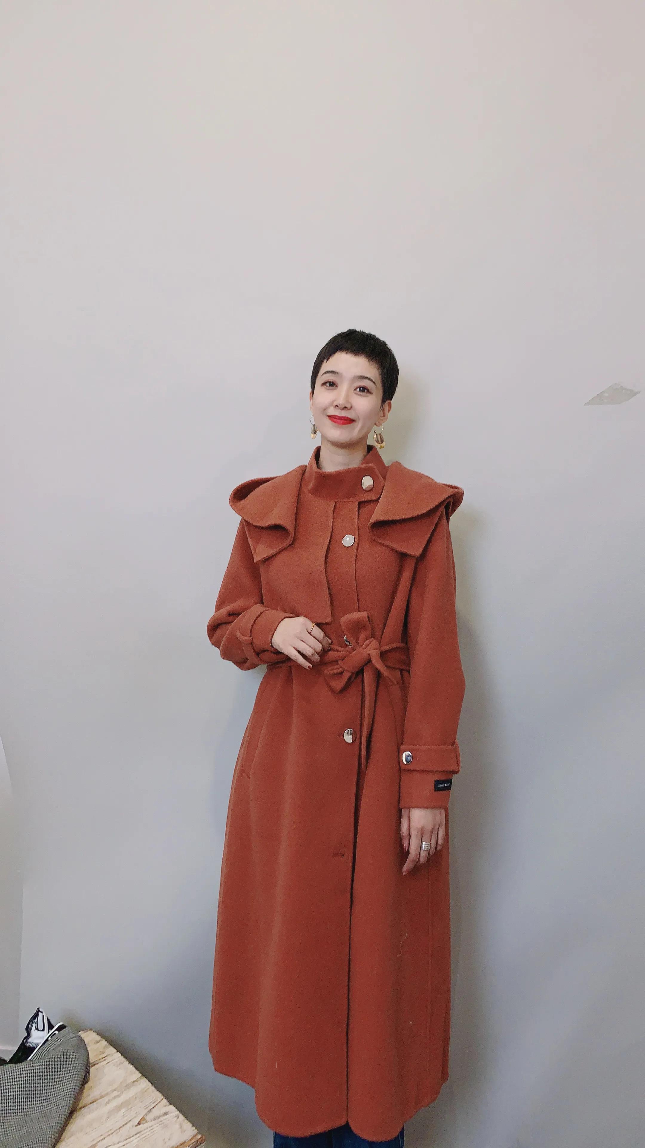 可拆卸领羊毛大衣，让你的秋冬更添时尚！