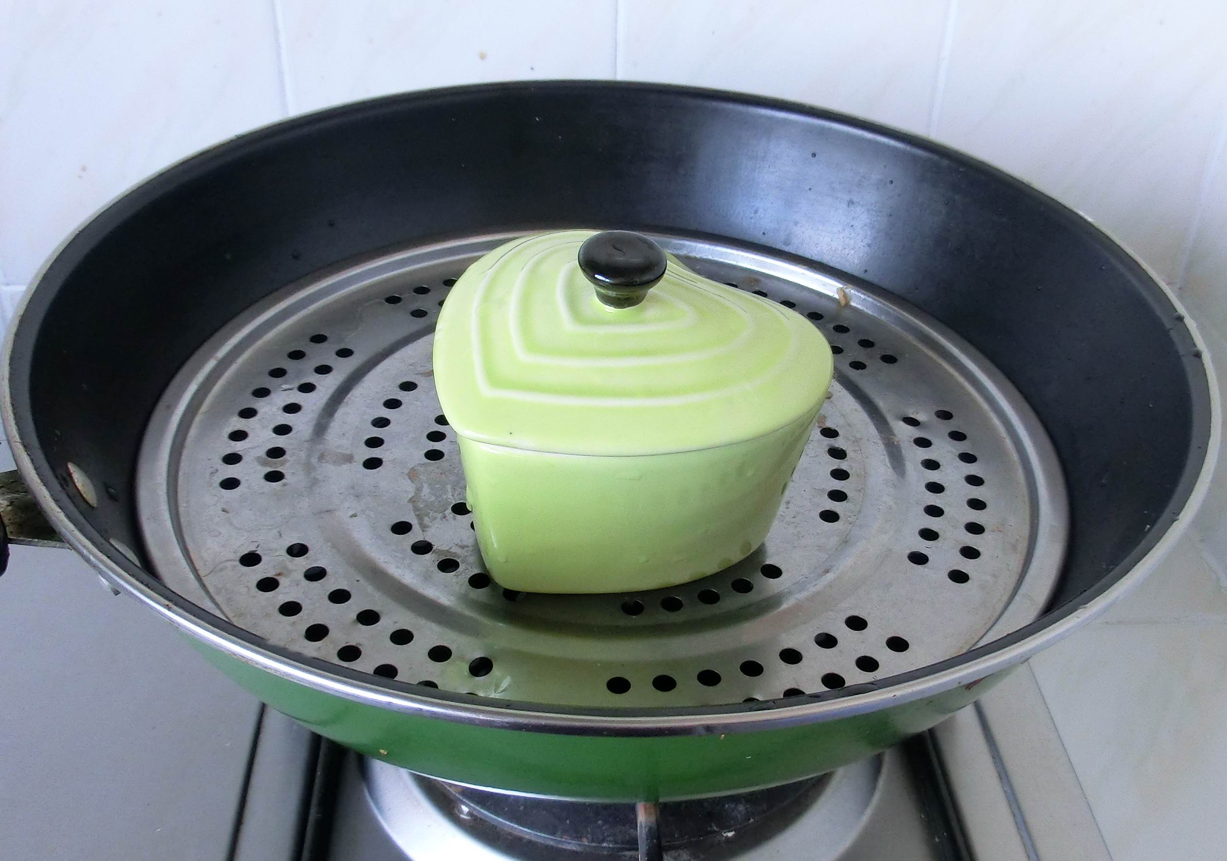 煲汤和隔水炖哪个更好,明火隔水炖盅炖粥的使用方法