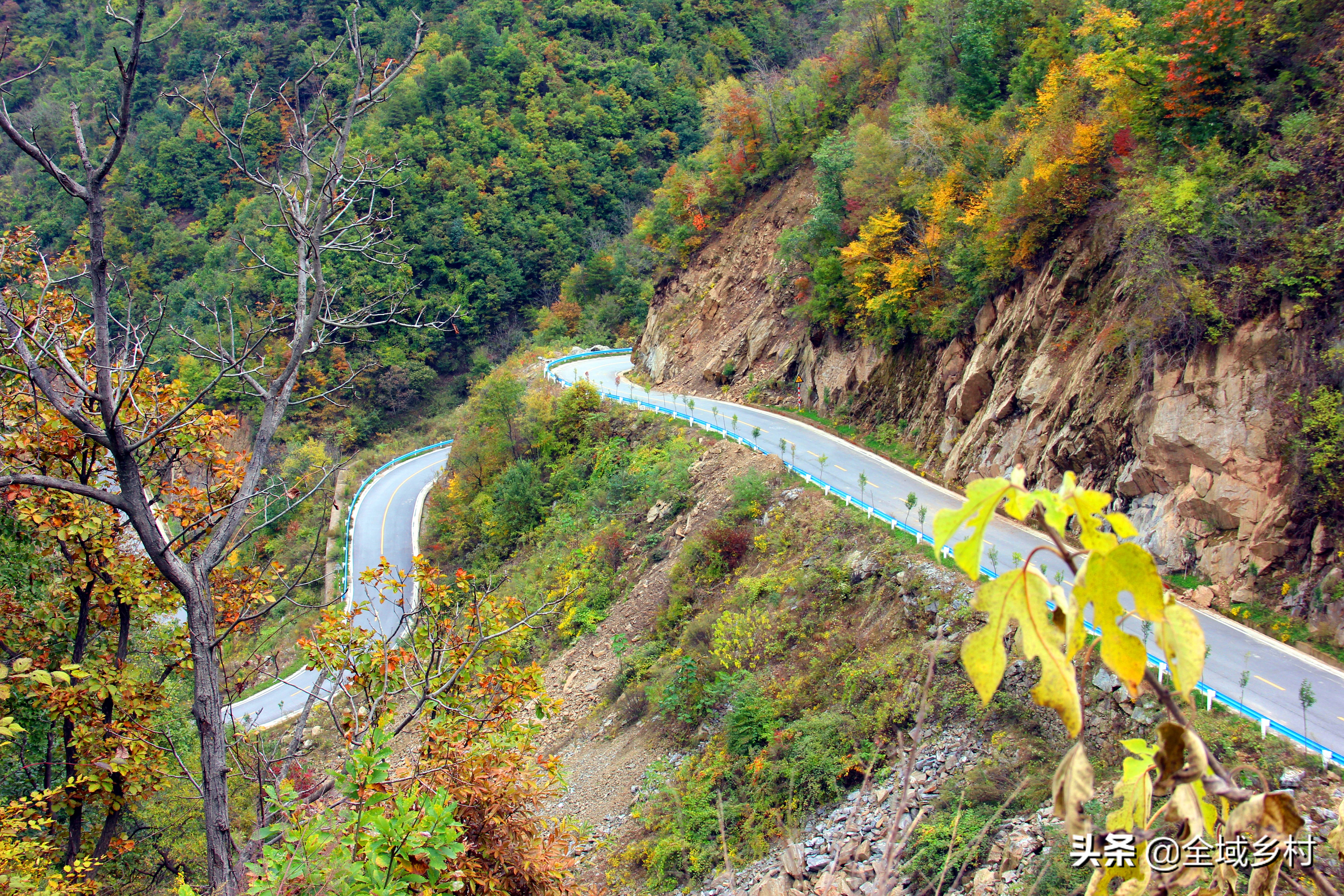 密云深山自驾游最佳路线,深山的一条天路