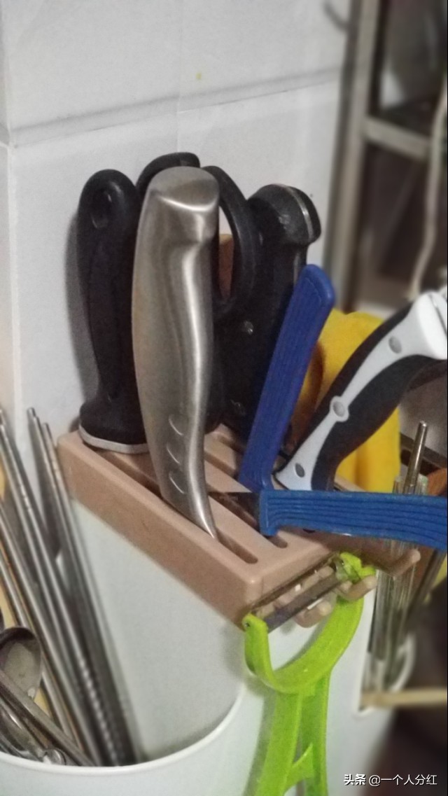 用不锈钢一体的日本菜刀,你才感受到什么是快乐