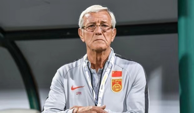 因面相不好被拒绝，如今带领巴林夺冠，啪啪打脸中国足协