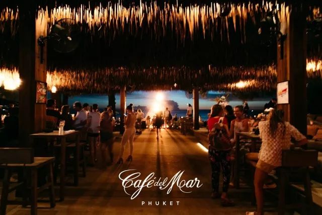 卡马拉海湾铂金海岸半山滨海度假村值得一探究竟