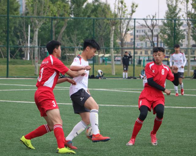 泰山区中小学生体育联赛足球比赛,2022年青少年足球联赛山东泰山