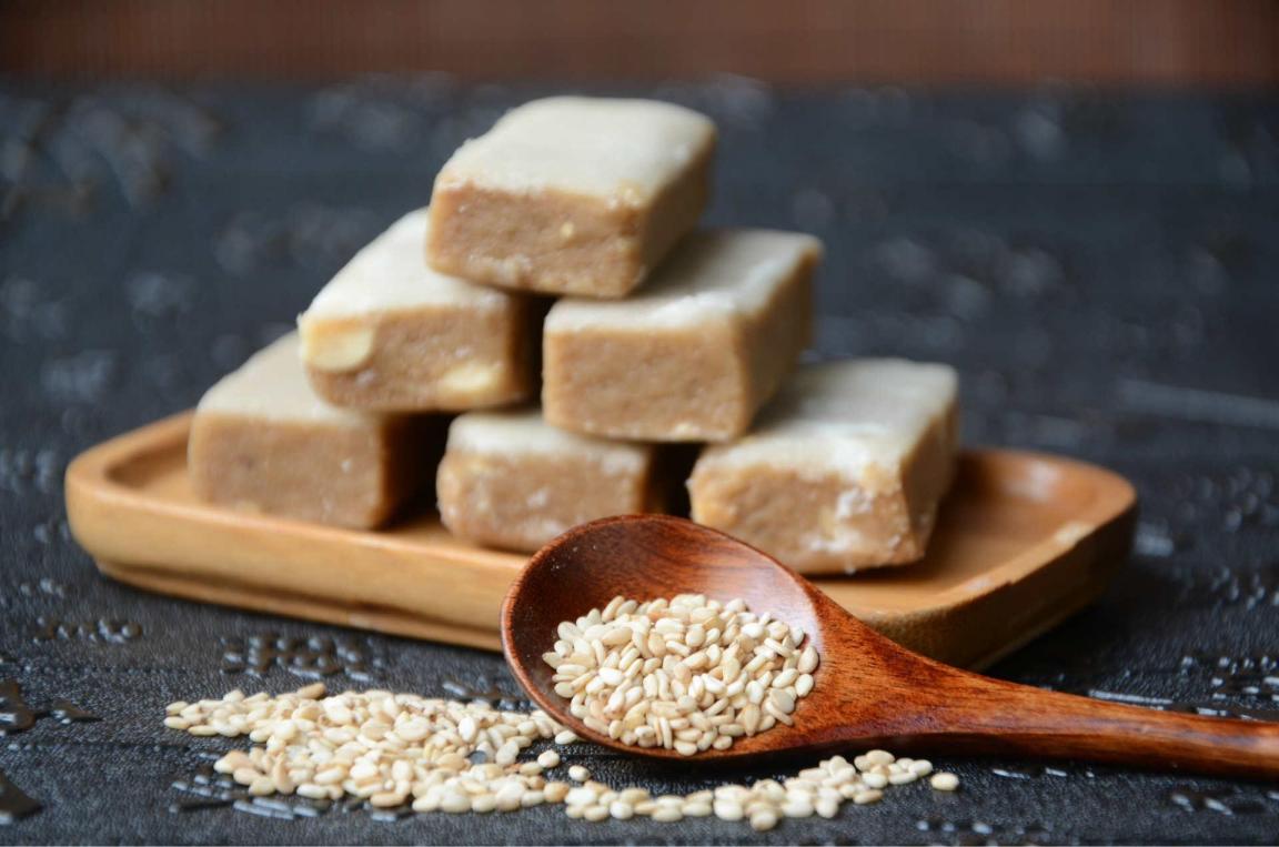 舌尖上的美食之广东甜点，下面的这两款最受欢迎，放假吃起来