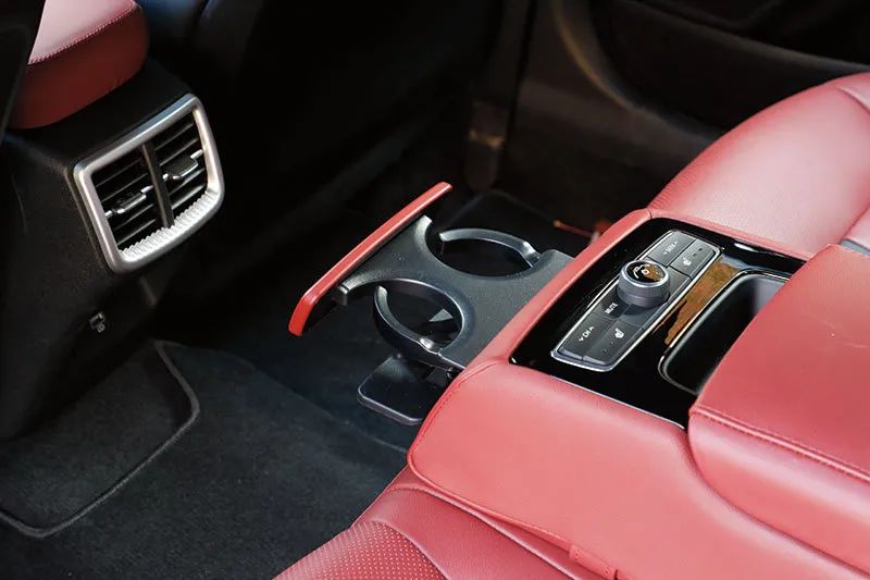 试驾起亚凯酷2.0t,悦达起亚凯酷测评