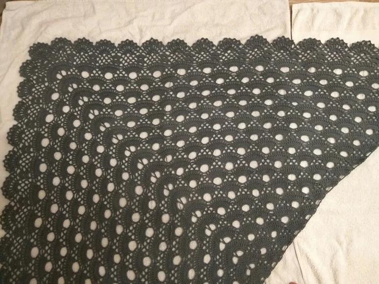 祖母方格三角围巾的各种编织方法,三角围巾镂空钩针花样图案大全