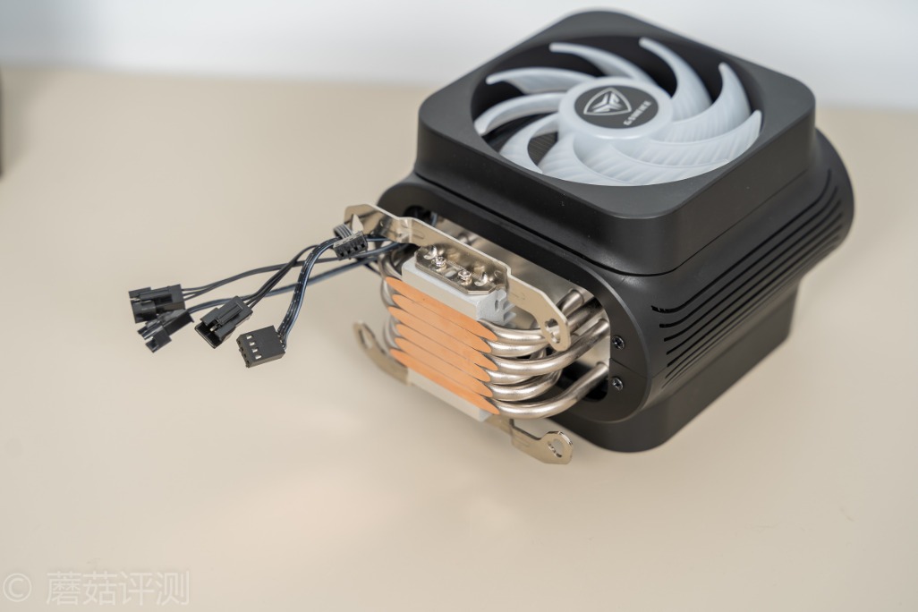 设计出色颜值高、超频三（PCCOOLER）东海逐鹿GI-D66A散热器评测