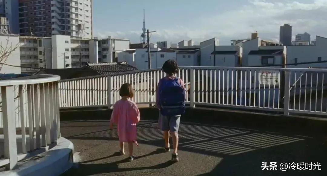 电影小偷家族免费观看完整版,小偷家族是悲情电影吗