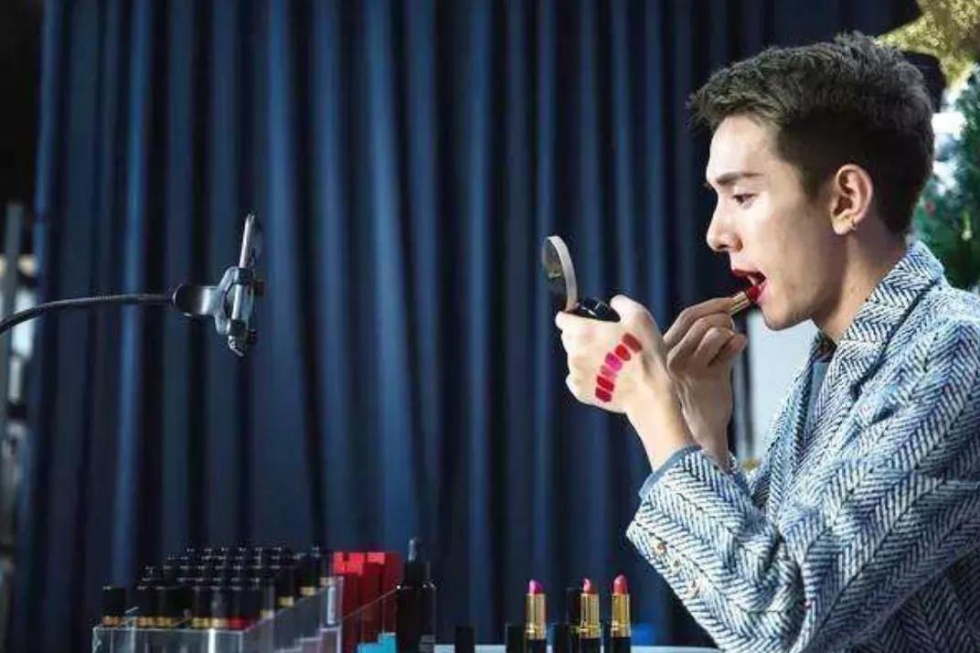 从几十到几百的粉丝,从几十粉丝到2w多铁粉