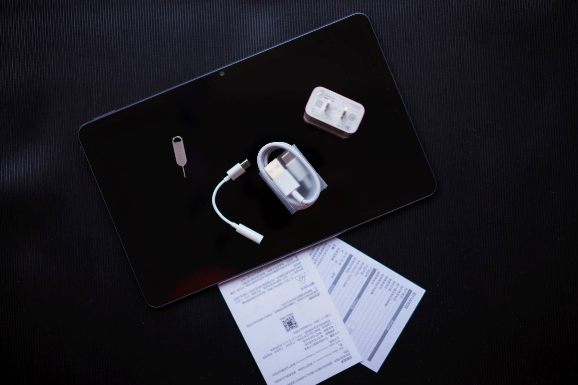 一笔2K四扬声6WIFI八核十寸屏