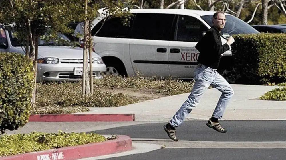 乔布斯的牛逼鞋,乔布斯的鞋991还是993