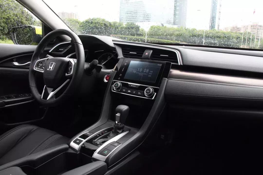 新思域加速,新思域开了几年的感受