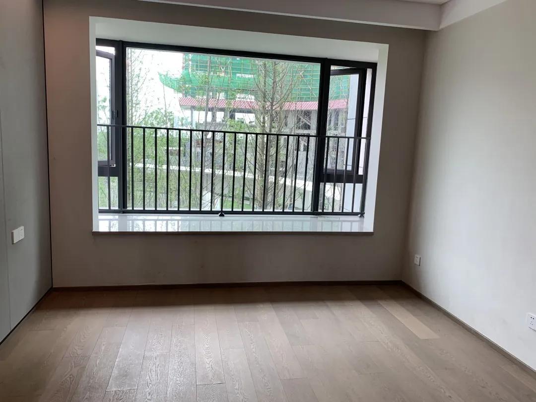 成都东安新城，一场豪赌的盛宴