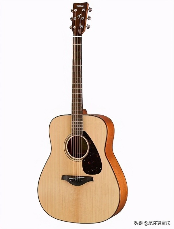 初学者买个电箱吉他还是原声吉他,选择民谣吉他还是电箱吉他