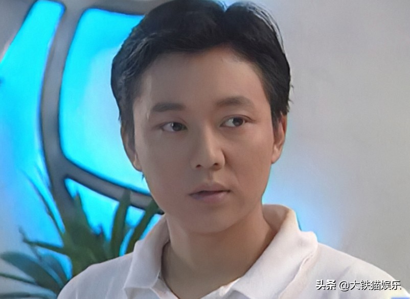 《扫黑风暴》10位大叔年轻旧照曝光，有人俊而不娘，有人长相老成