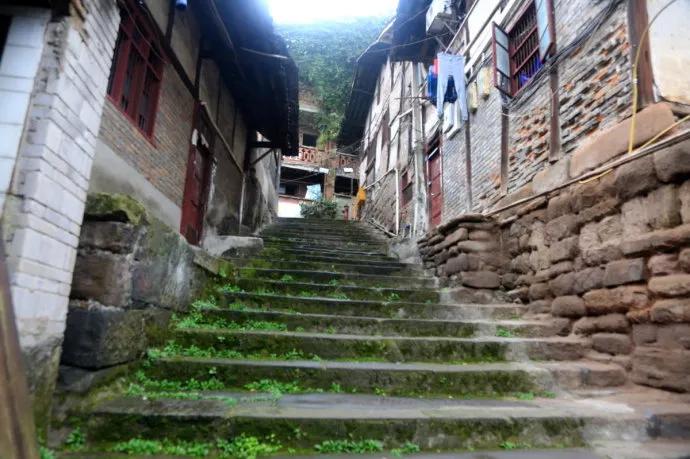 万源竹峪百年老屋,万源老街图片