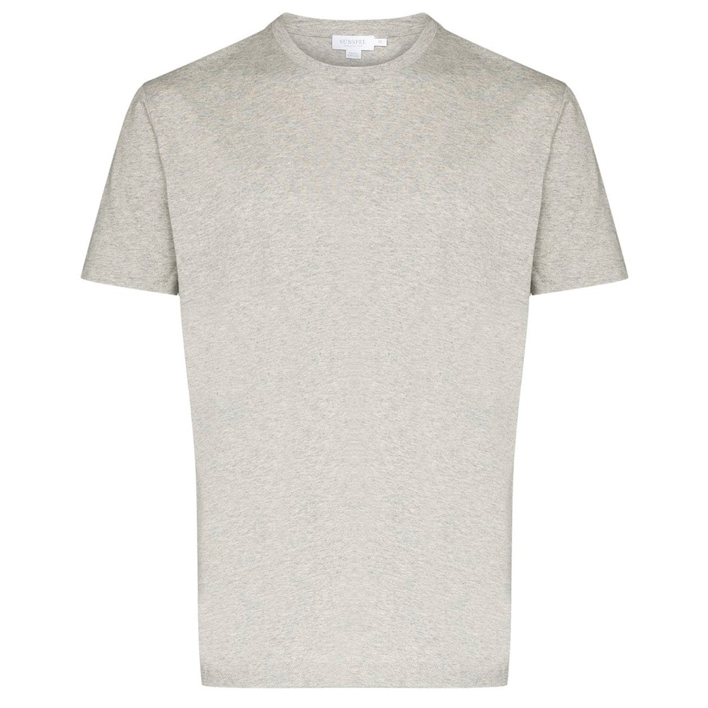 如何选择短袖t恤让你更有型,如何选择宽松短袖